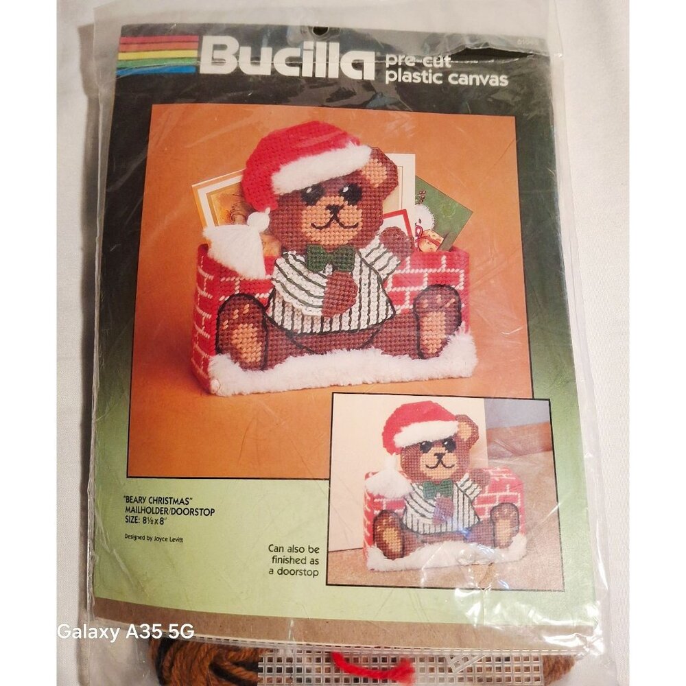 Bucilla Beary Christmas Mail Holder/Doorstop Pre-Cut Plastic Canvas Kit 8.5"x8"